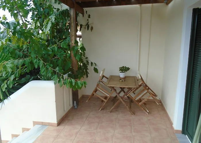 Tompras Village بيت للعطل Paralia Demonias