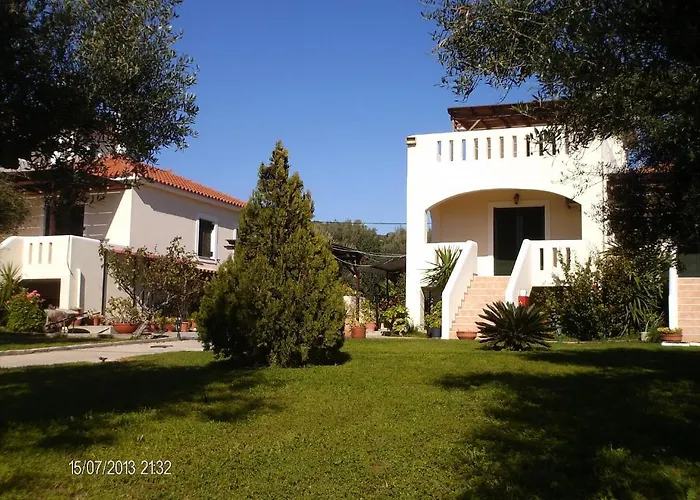 Tompras Village
