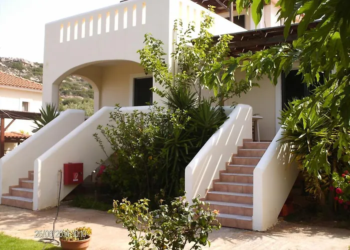 Tompras Village * Paralia Demonias