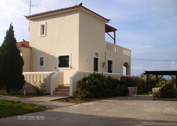 Tompras Village Vakantiehuis Paralia Demonias